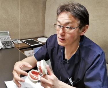 歯科医院マッチングサイト“seeker”に<br>青山先生が取り上げられました！